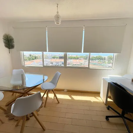 Panoramic Seaview - 2 Bedroom, Main Ave, 15 Min Walk Beach, Workspace Apartman Albufeira