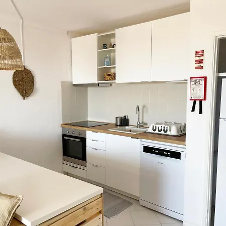 Panoramic Seaview - 2 Bedroom, Main Ave, 15 Min Walk Beach, Workspace Albufeira