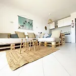 Panoramic Seaview - 2 Bedroom, Main Ave, 15 Min Walk Beach, Workspace アルブフェイラ