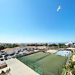 Panoramic Seaview - 2 Bedroom, Main Ave, 15 Min Walk Beach, Workspace Апартаменты