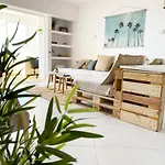 アパート Panoramic Seaview - 2 Bedroom, Main Ave, 15 Min Walk Beach, Workspace アルブフェイラ