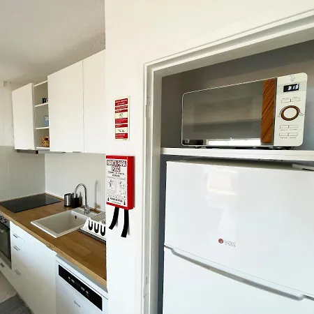 Panoramic Seaview - 2 Bedroom, Main Ave, 15 Min Walk Beach, Workspace *