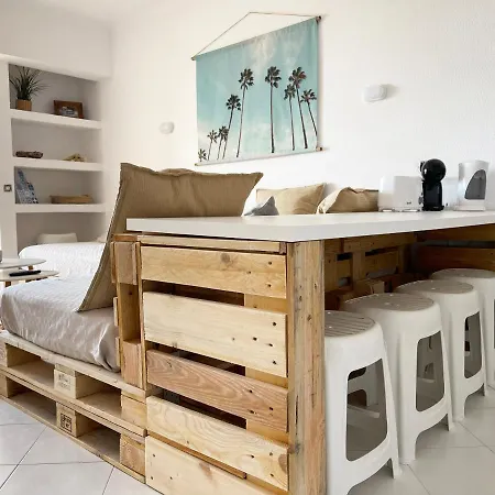 Panoramic Seaview - 2 Bedroom, Main Ave, 15 Min Walk Beach, Workspace Apartament *