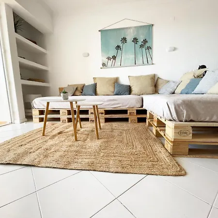 Panoramic Seaview - 2 Bedroom, Main Ave, 15 Min Walk Beach, Workspace * Albufeira