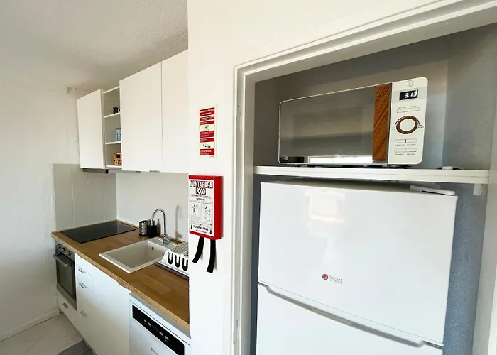 Panoramic Seaview - 2 Bedroom, Main Ave, 15 Min Walk Beach, Workspace *