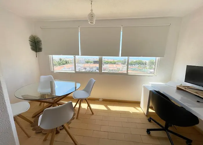 Panoramic Seaview - 2 Bedroom, Main Ave, 15 Min Walk Beach, Workspace 아파트 알부페이라