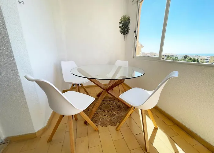 Panoramic Seaview - 2 Bedroom, Main Ave, 15 Min Walk Beach, Workspace 아파트 *