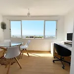 Panoramic Seaview - 2 Bedroom, Main Ave, 15 Min Walk Beach, Workspace Daire *